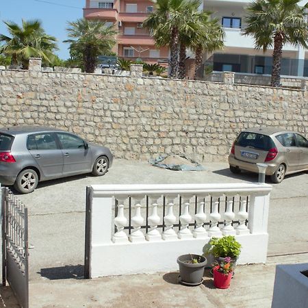 Studio Apartments Jupo Улцинь Екстер'єр фото