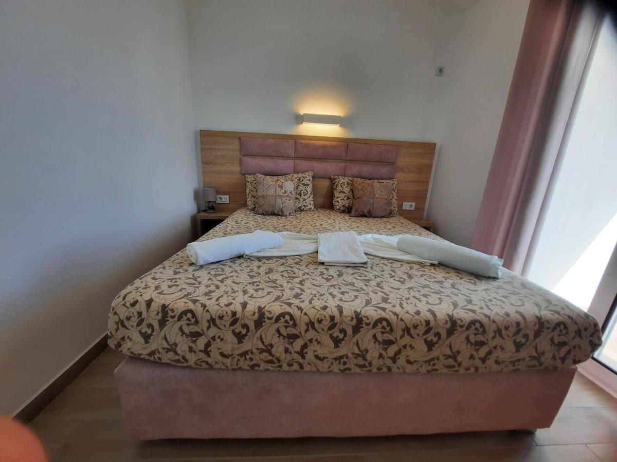 Studio Apartments Jupo Улцинь Екстер'єр фото