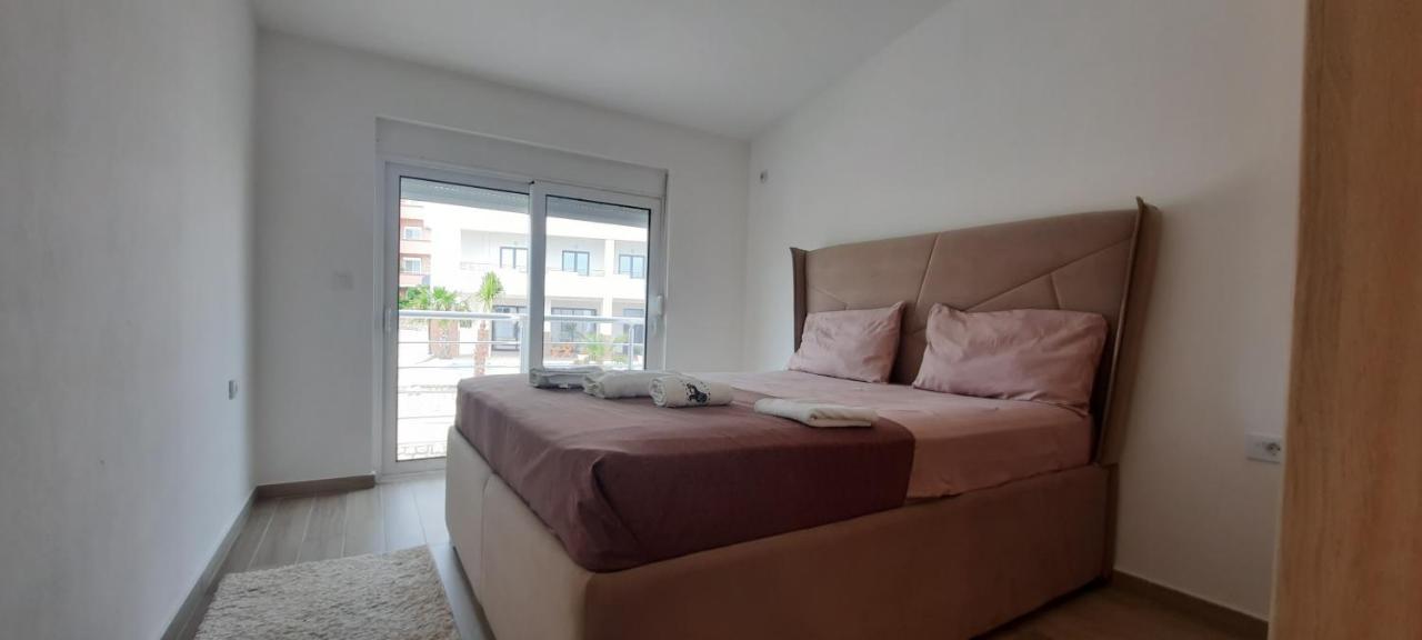 Studio Apartments Jupo Улцинь Екстер'єр фото