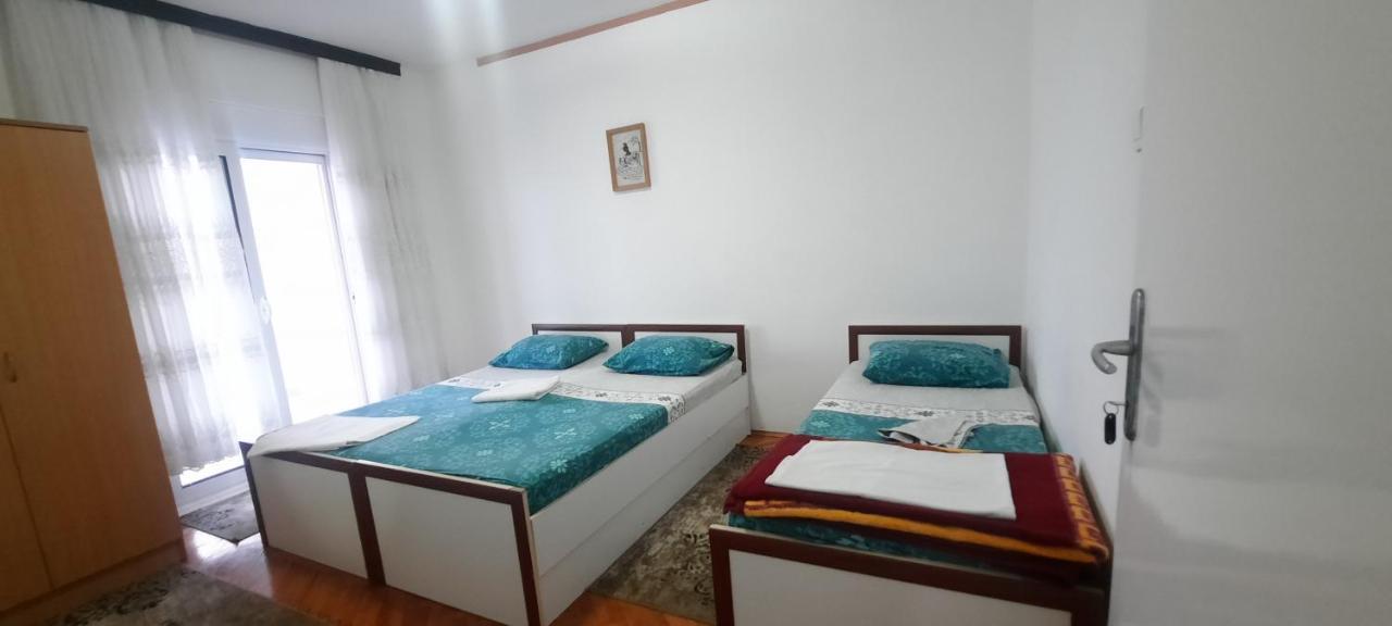 Studio Apartments Jupo Улцинь Екстер'єр фото