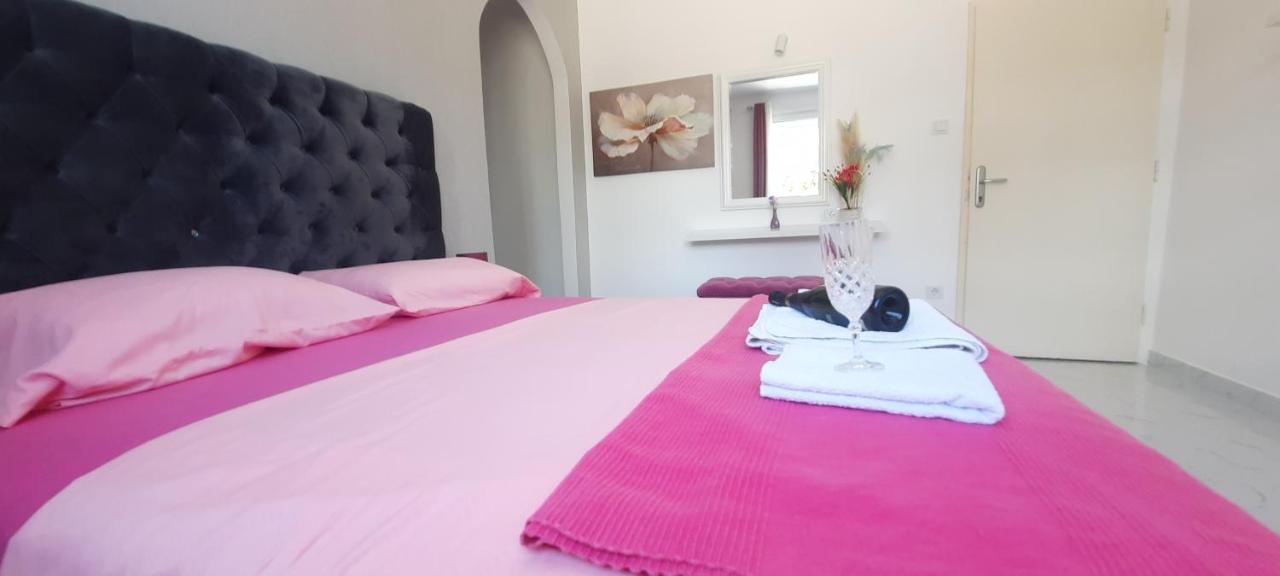 Studio Apartments Jupo Улцинь Екстер'єр фото